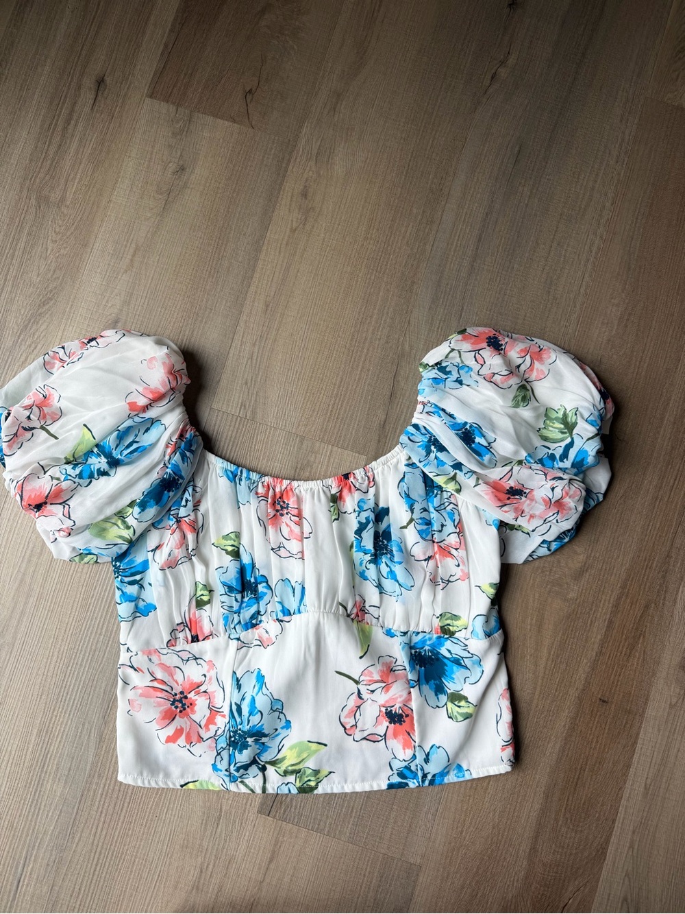 Abercrombie Floral Puff-Sleeve Crop Top